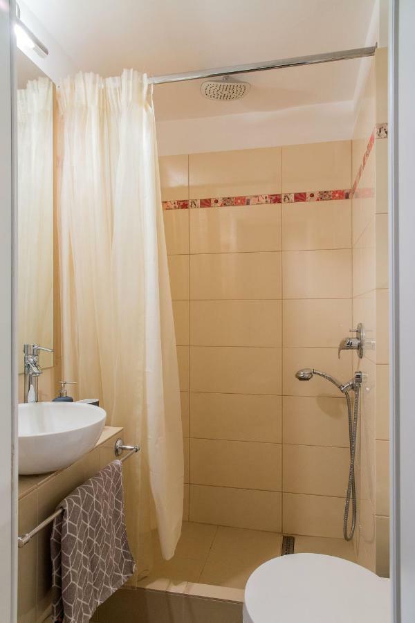 Spacious Downtown Apartment - Old Town Bucarest Exterior foto
